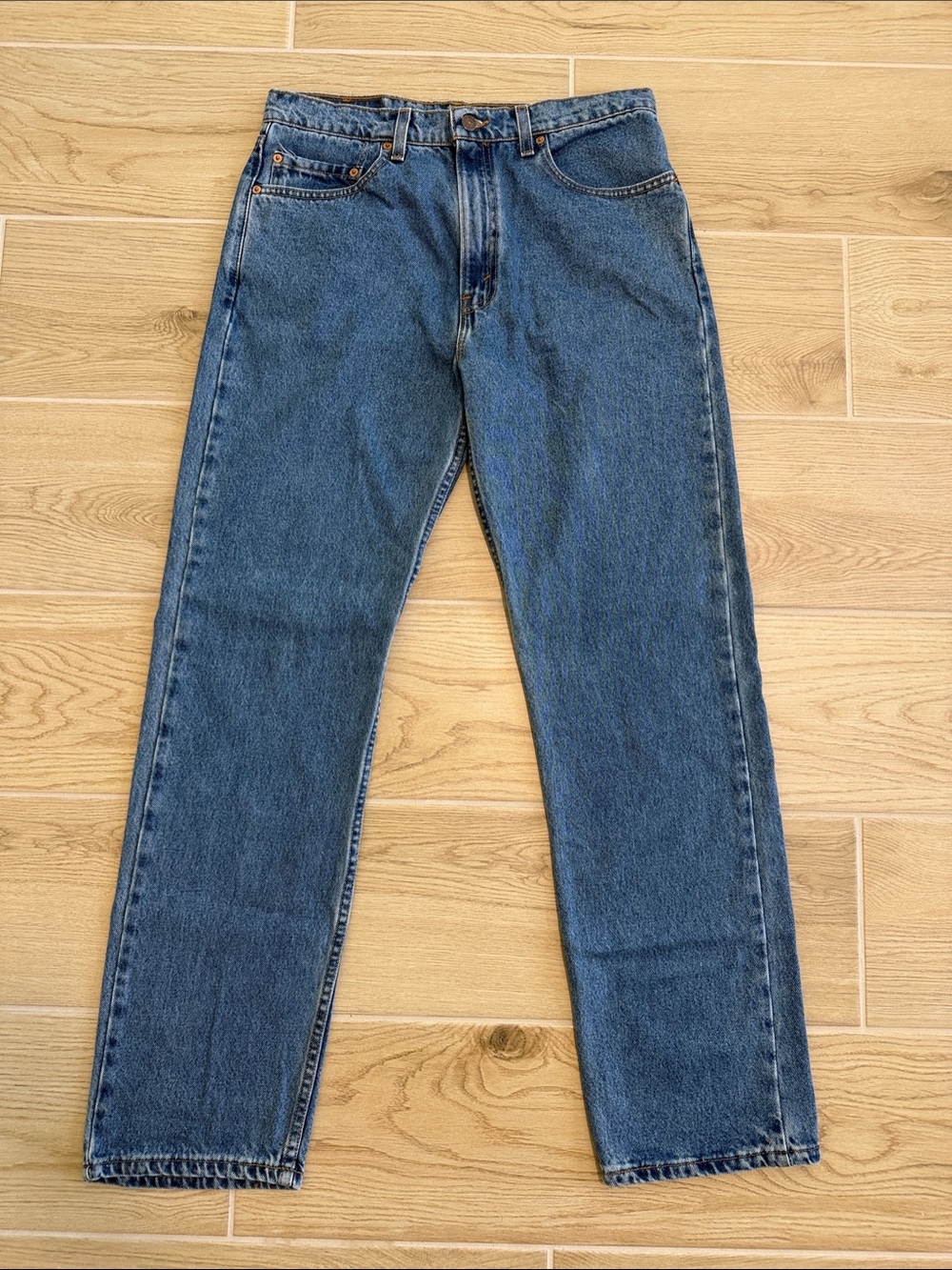 Vintage Levi's Men's Straight Jeans Made in USA- Blue Denim 34x32 late 1990’s